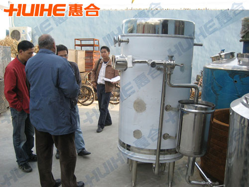 巴基斯坦驗(yàn)貨UHT超高溫瞬時(shí)滅菌機(jī)